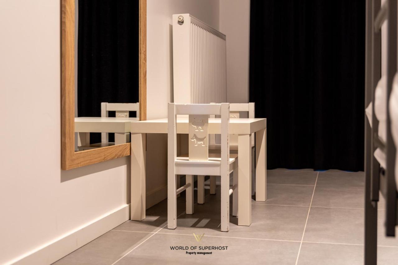 Spacious Apartment Closeby The Sea Up To 6 People! Oostende Ngoại thất bức ảnh